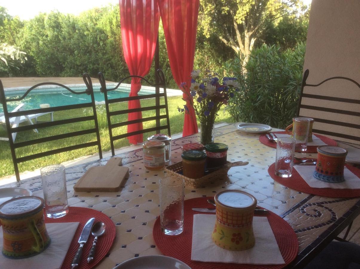 Saba Otel Cabrières-dʼAvignon Dış mekan fotoğraf
